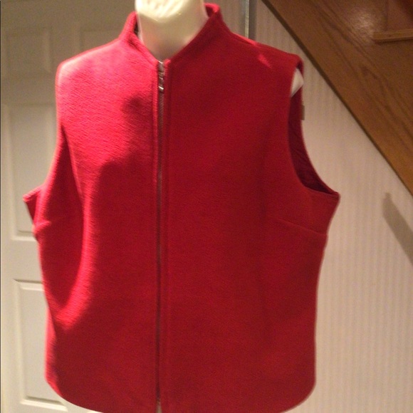 Vintage Ladies lined red zipper sleeveless vest Preloved - Picture 1 of 4